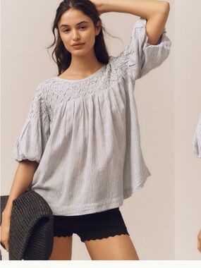 NWOT Anthropologie The Liza Puff Sleeve Smocked Linen Top. XS.